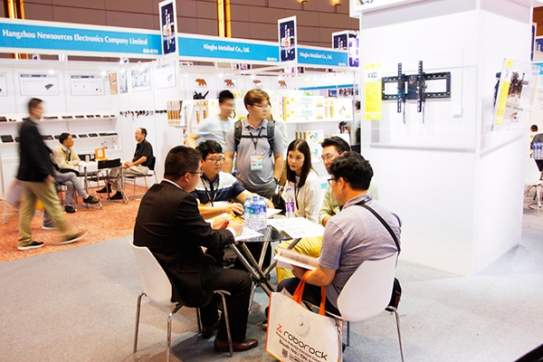 2ddcecda3db21dfce16f8e9a1dba07f3_HongKongElectronicsAutumnFair20183.jpg