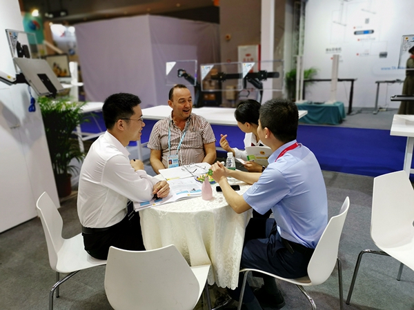 57d05906b1c278b190d217b25034e691_43rdChinaInternationalFurnitureFair20194.jpg